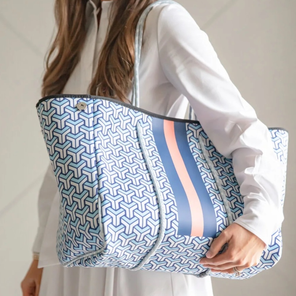 NWT Parker & Hyde Neoprene Maze Tote.